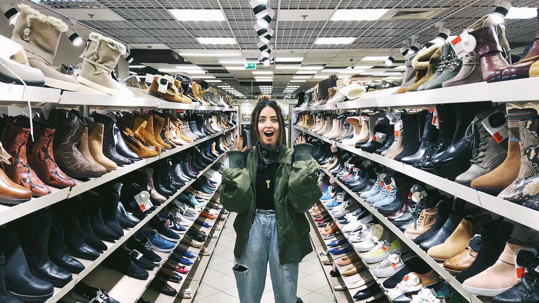 Предприимчивая Дорофеева показала, как стильно одеться на 1000 грн