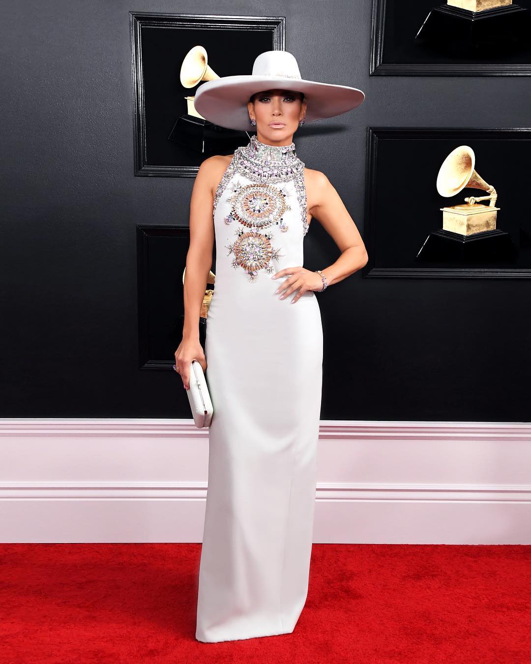 Греммі 2019: Дженніфер Лопес розкритикували за "старомодне" вбрання