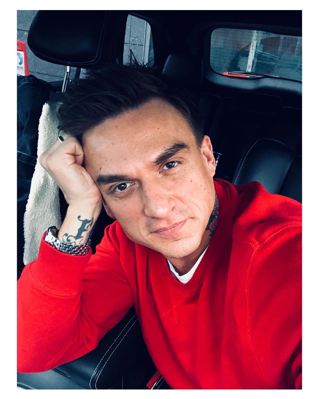 Обессиленный Влад Топалов попросил совета у поклонников