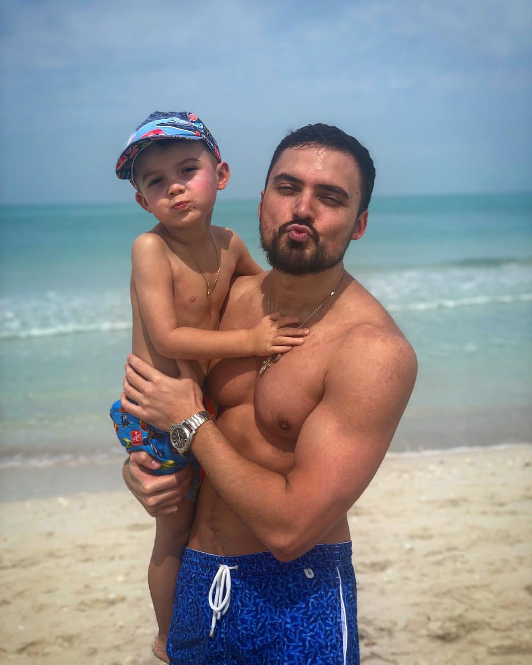 "Разом ви - сила": Слава Камінська розчулила мережу сімейним пляжним фото