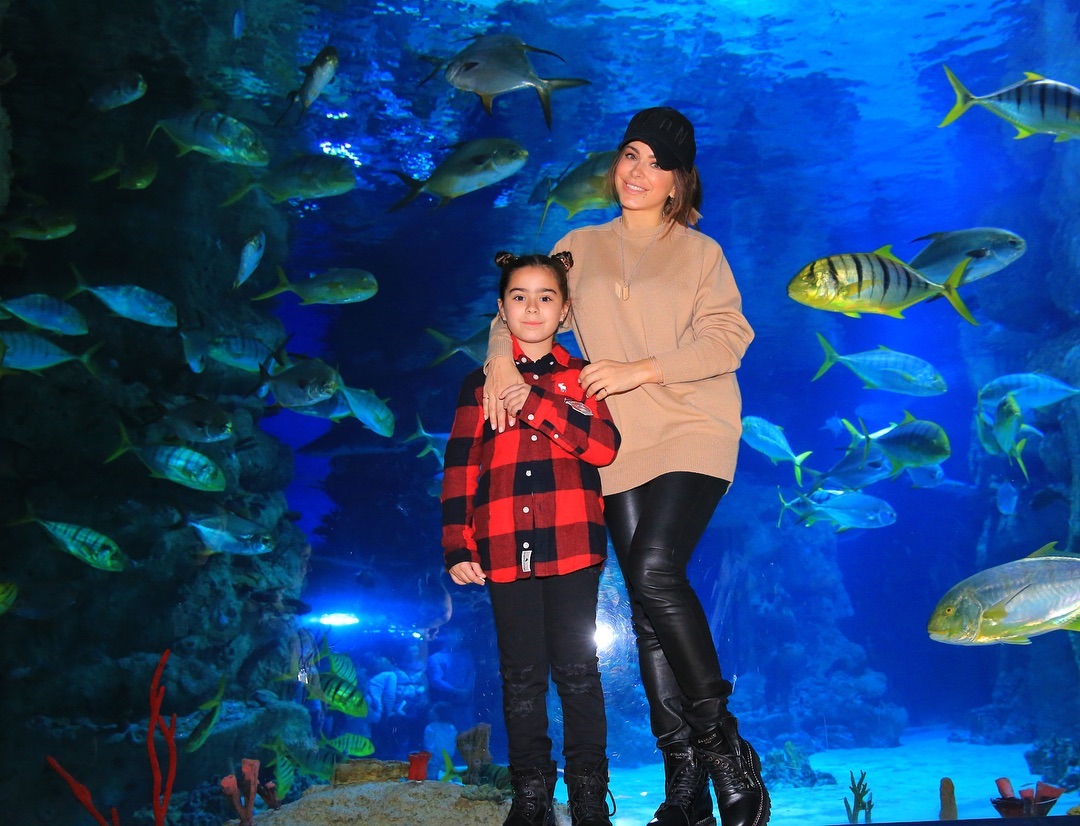 Girls party! Ані Лорак відзначила 8 березня в компанії риб