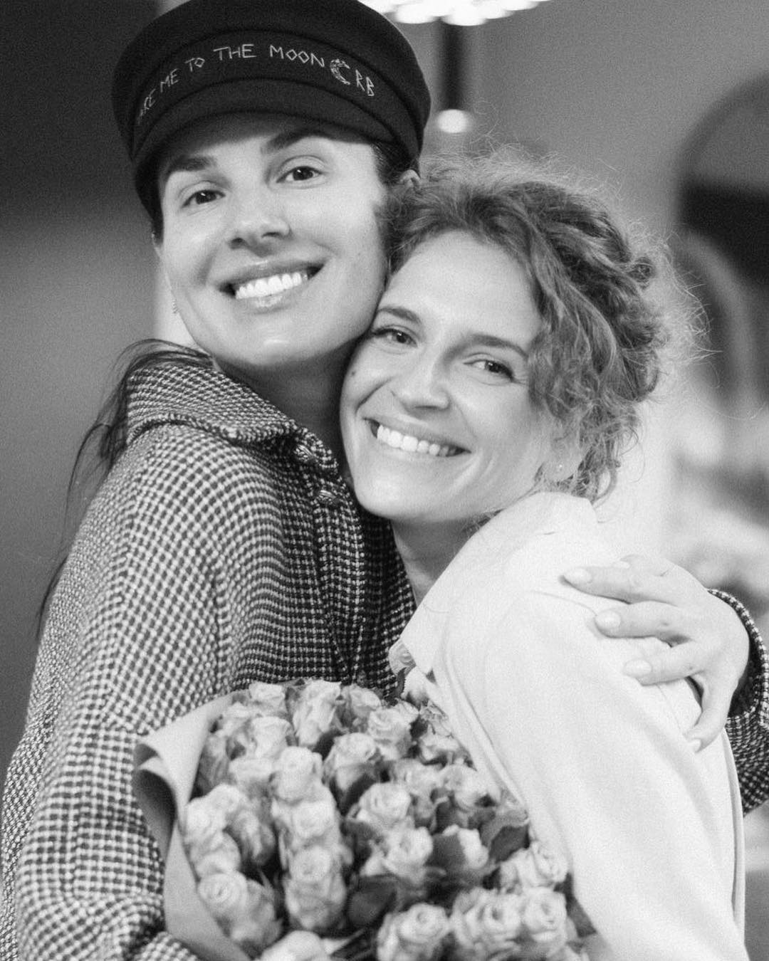 &quot;С Джулией Робертс&quot;: Маша Ефросинина очаровала фото с подругой