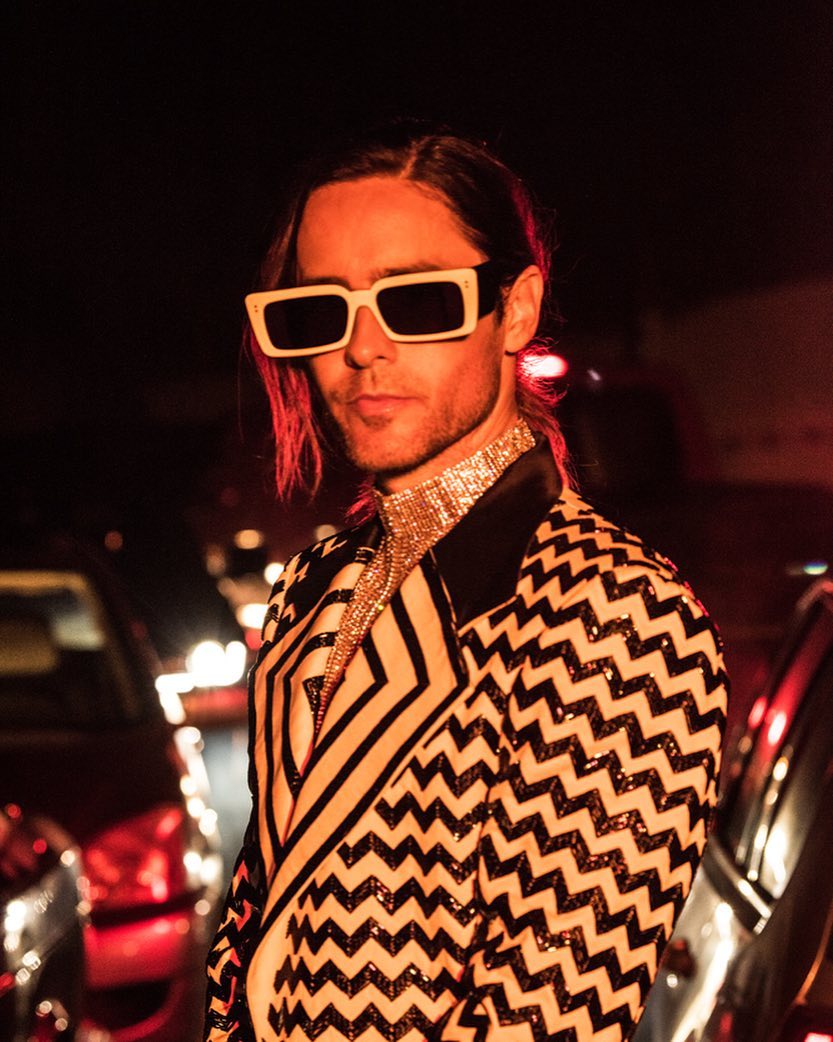 Звабливий вампір: Джаред Лето заінтригував образом в чокері зі страз