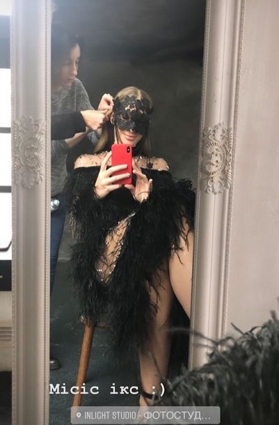 Эффектная дива: Катя Осадчая пленила чувственным фотосетом