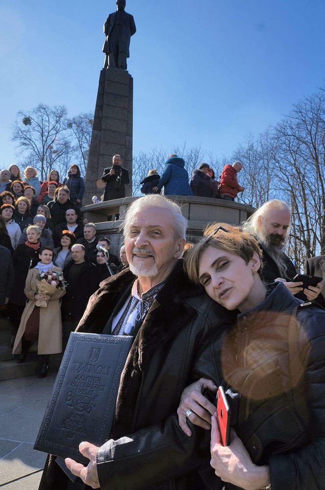 Офис Зеленского снова угодил в скандал: в чем дело (фото)