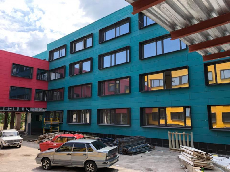 Голик: реконструйована школа у Жовтих Водах стане найяскравішою в Україні