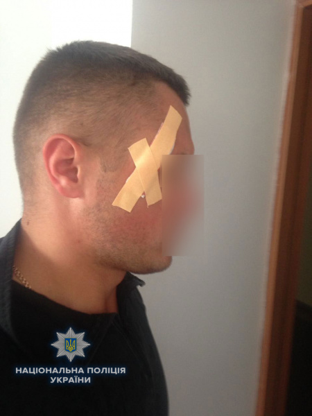 В Харьковской области разоблачили и задержали мужчину из-за сбыта оружия