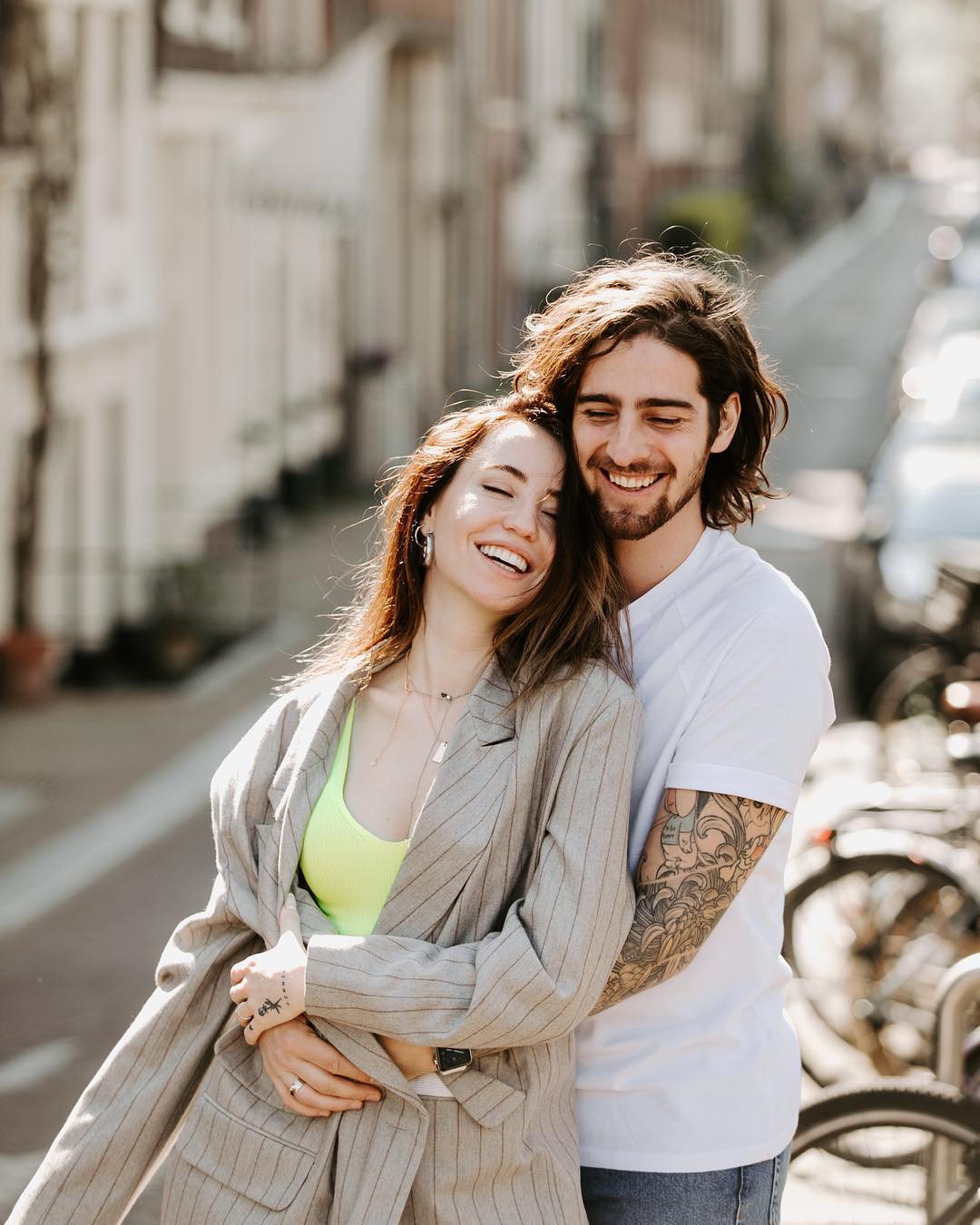 "С каждым годом счастливее": Дорофеева вызвала фурор чувственным фотосетом с Дантесом