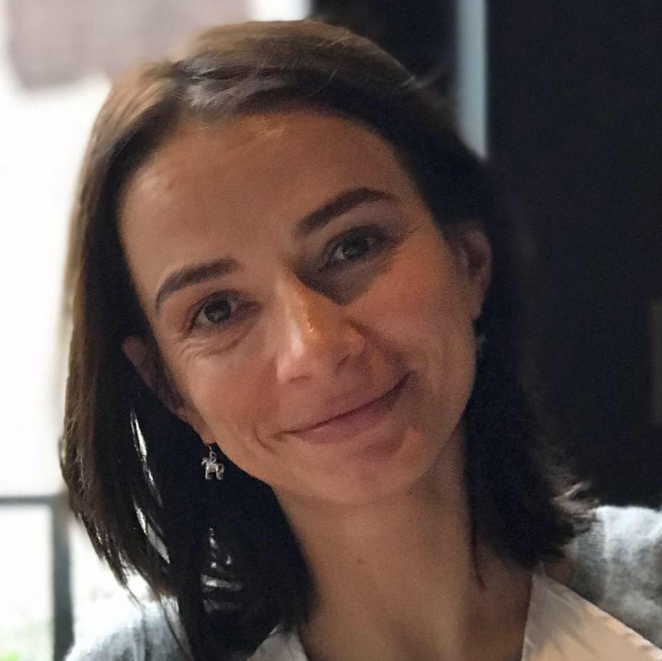 Потрібна кров: українців просять допомогти врятувати молоду лікаря-хірурга