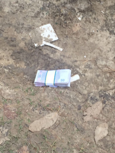 СБУ задержала военнослужащих при попытке продажи боеприпасов