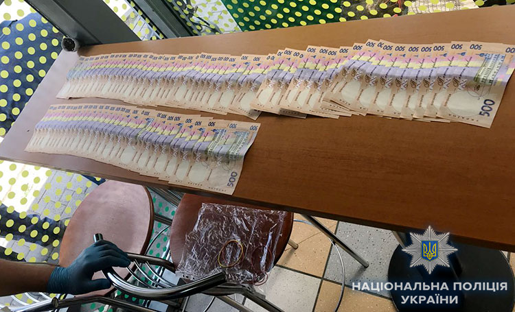 Правоохоронці на хабарі затримали заступника голови &quot;Укртрансбезпеки&quot; Миколаївської області