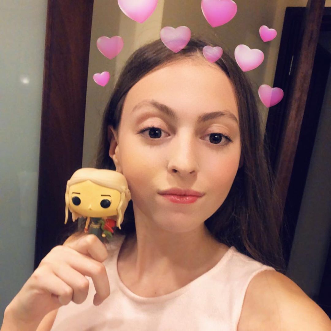 Похожа на маму: дочь Поляковой похвасталась модельной фигурой на пляже