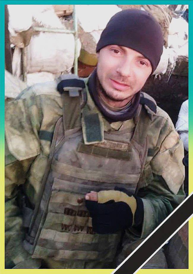 Герої не вмирають: у квітні Україна втратила 14 воїнів (фото)