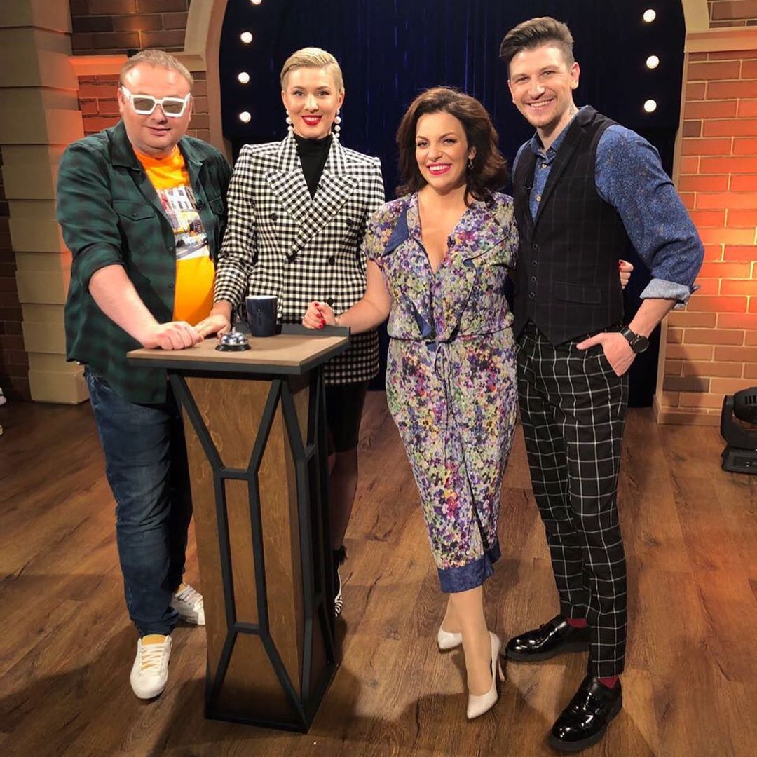 Латексні велосипедки і "човники" зі шкарпетками: MARUV епатувала новим образом