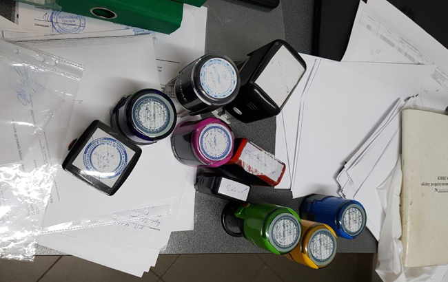 У Черкаській міськраді провели обшук