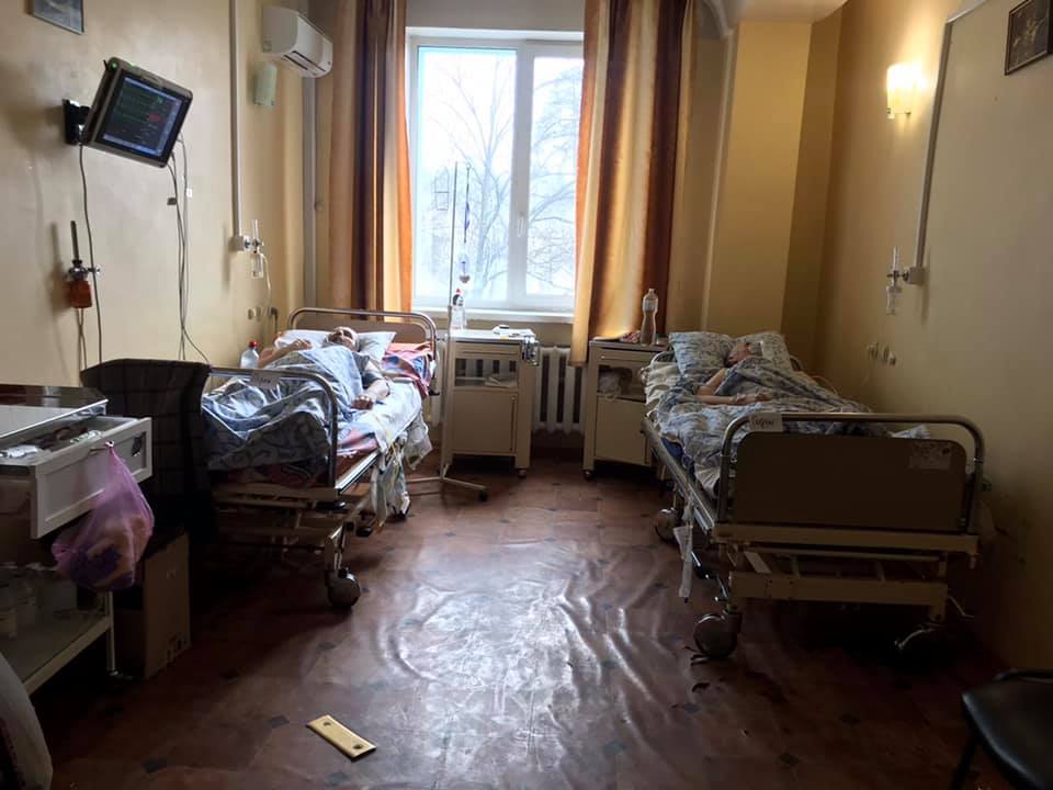 В сети шокировали рассказом о ситуации в киевской COVID-больнице: &quot;лютая жесть&quot; (фото)