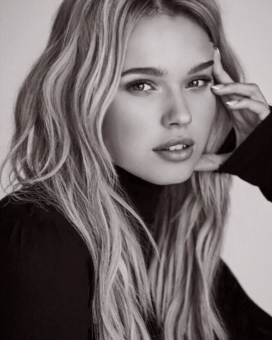 Міс Україна 2019: з'явилися яскраві фото перших претенденток