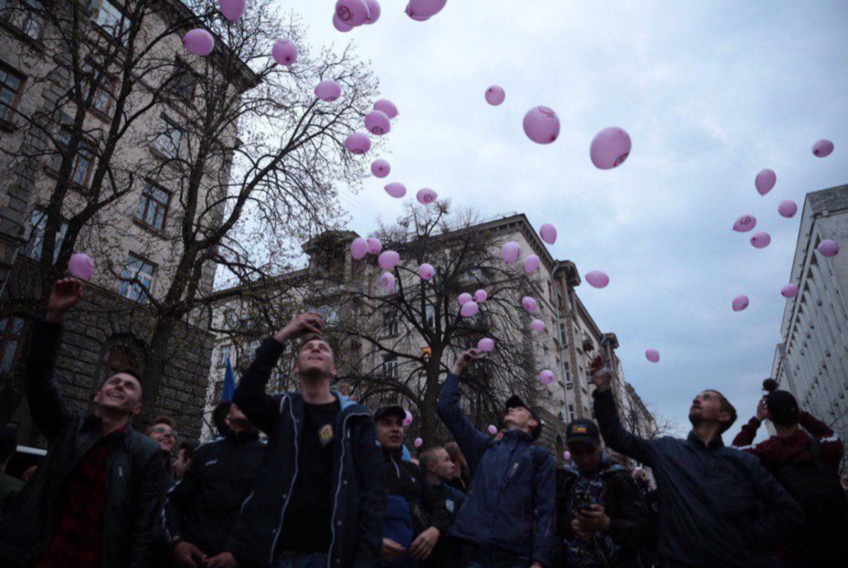 &quot;Нацкорпус&quot; знову мітингував у Києві через Свинарчуків