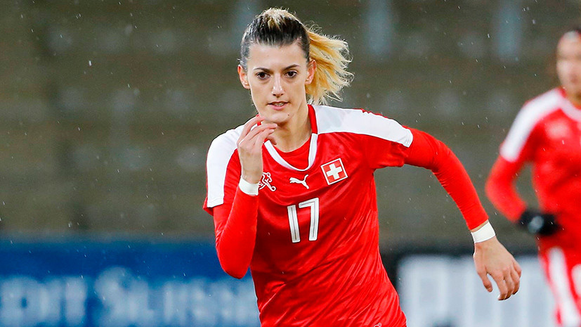 Вирішила поплавати оголеною: зірка жіночого футболу потонула в озері