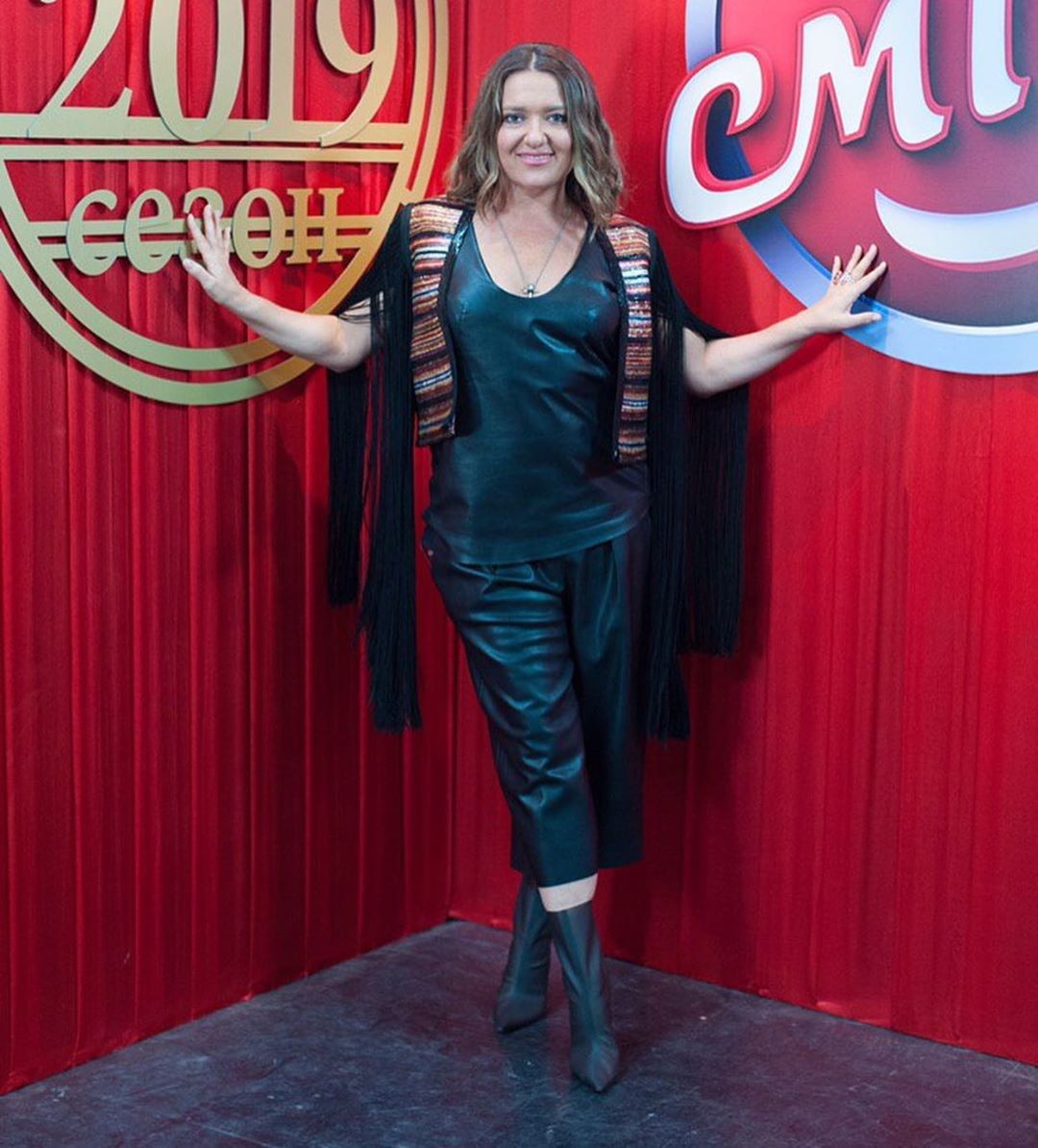 Lady in вlack: Наталья Могилевская в кожаном наряде взбудоражила сеть