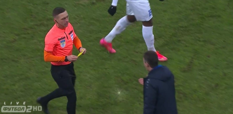 Языковой скандал во Львове: тренеру команды УПЛ дали желтую карточку за украинский язык