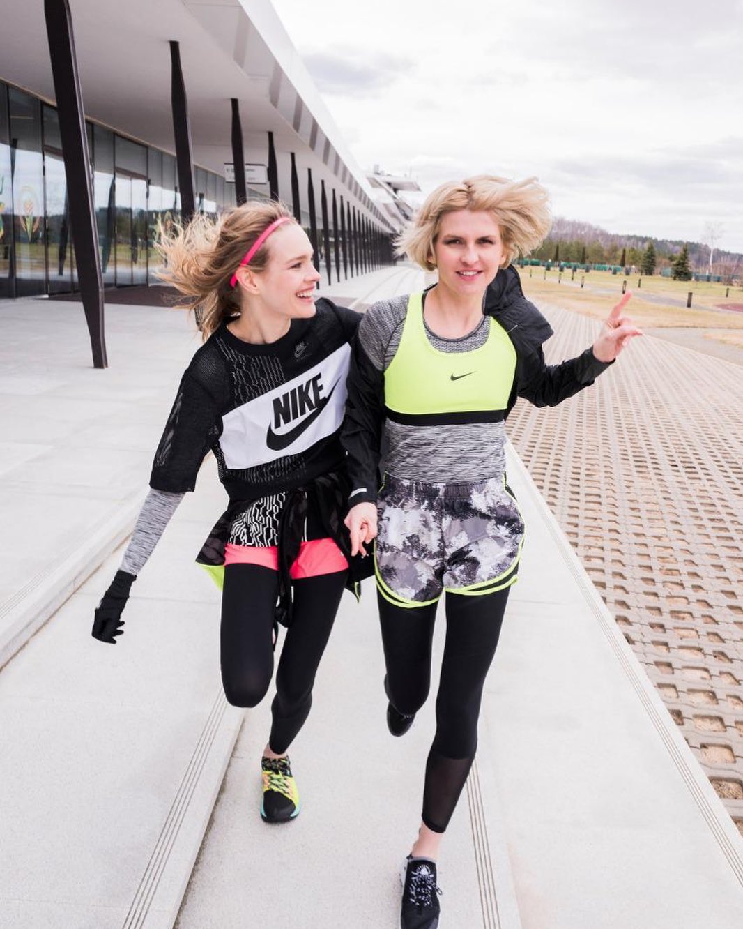 Усф на пробіжку! 37-річна Наталія Водянова надихає спортивною формою