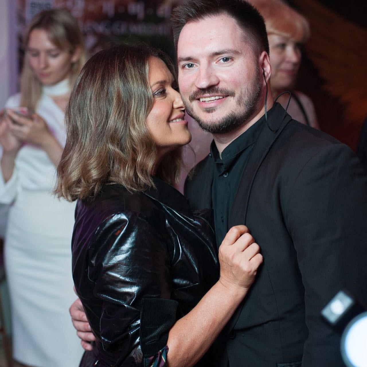 "Люблю его": Наталья Могилевская в объятиях мужчины взбудоражила признанием