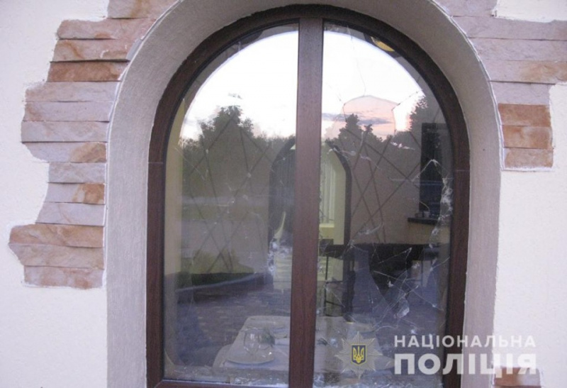 В одном из ресторанов Обухова прогремел взрыв - ФОТО