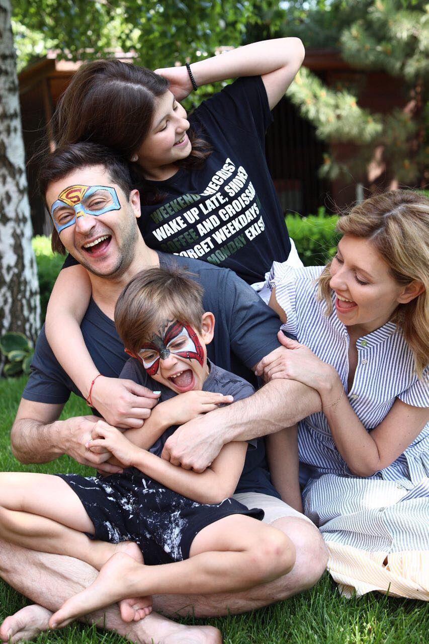 День рождения Зеленского: как менялся самый молодой президент Украины