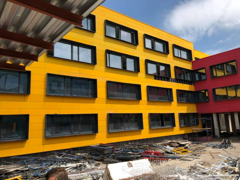 Голик: реконструйована школа у Жовтих Водах стане найяскравішою в Україні