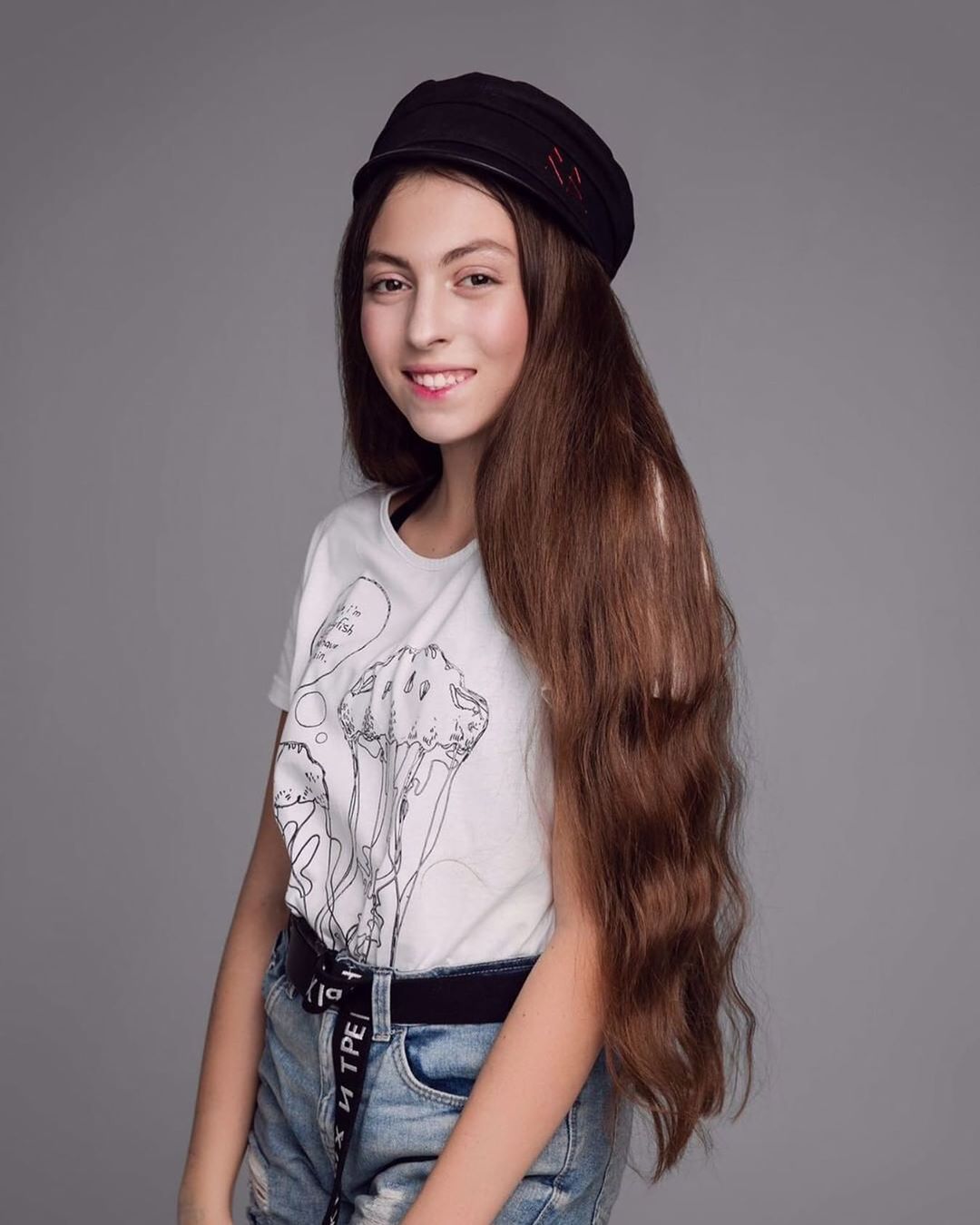 По маминым стопам: стильная дочь Поляковой заинтриговала заявлением