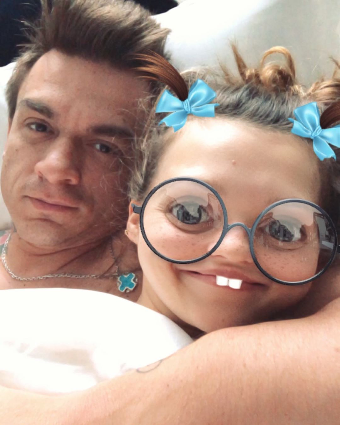 "В постели с красавчиком": Тодоренко позабавила утренним фото с Топаловым