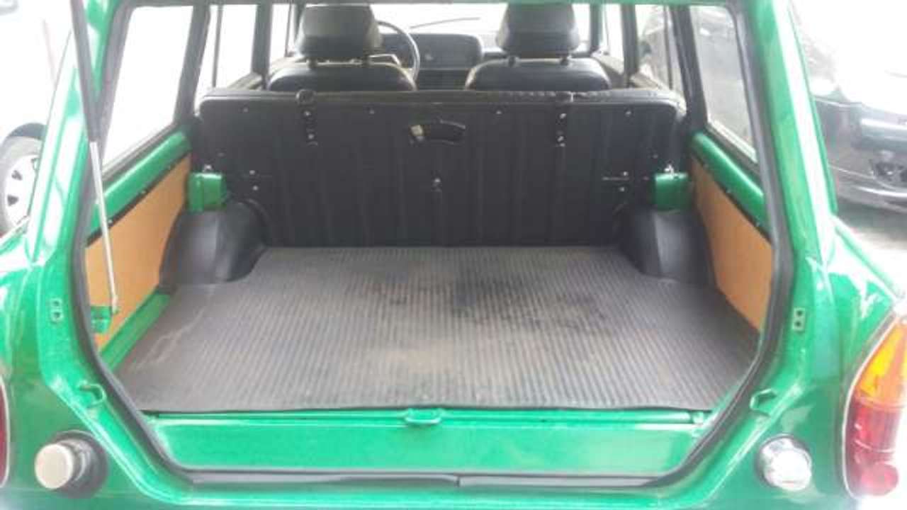 Коштує, як нова іномарка: в Італії виставили на продаж 42-річний "Москвич"