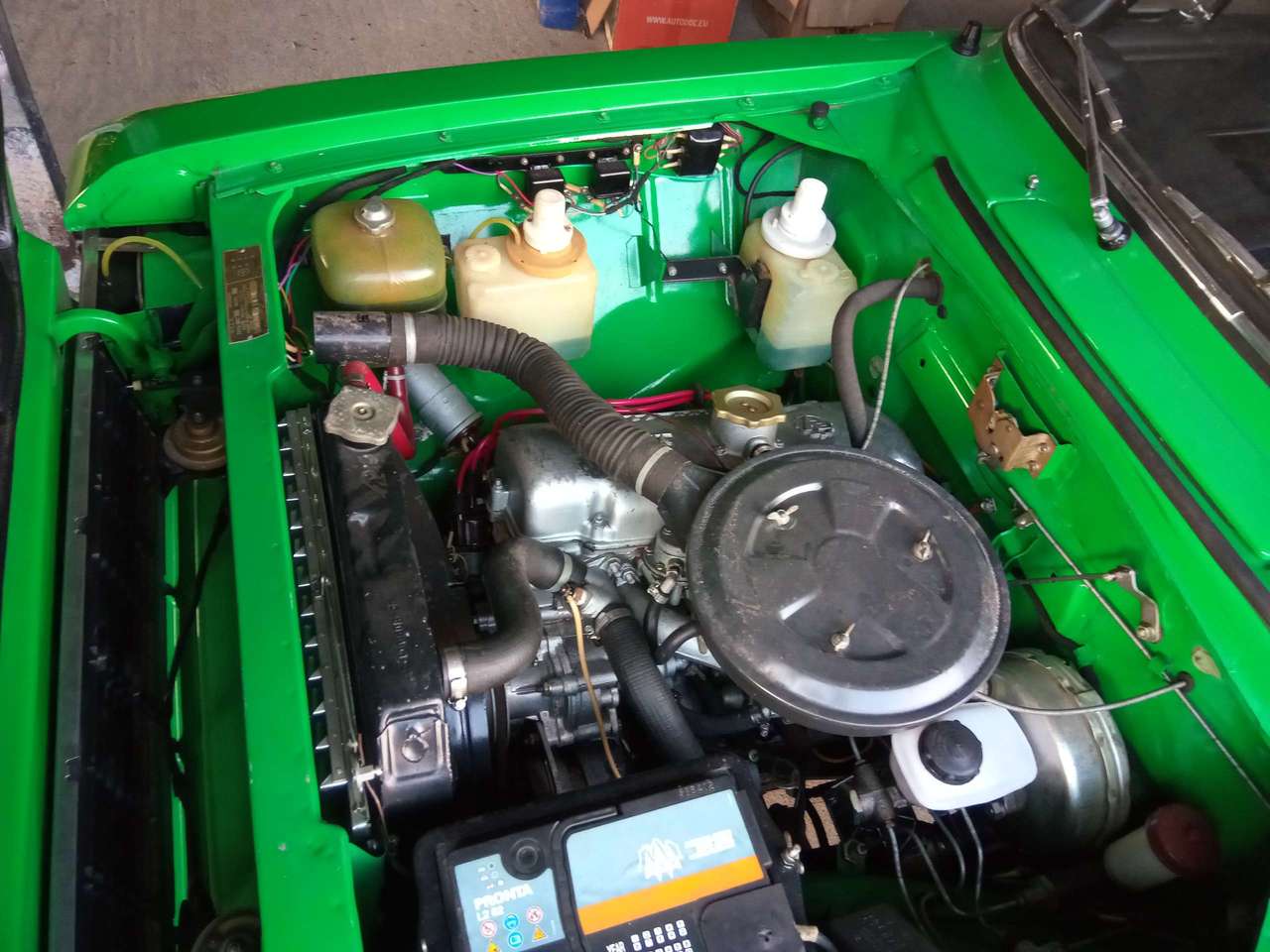 Коштує, як нова іномарка: в Італії виставили на продаж 42-річний "Москвич"