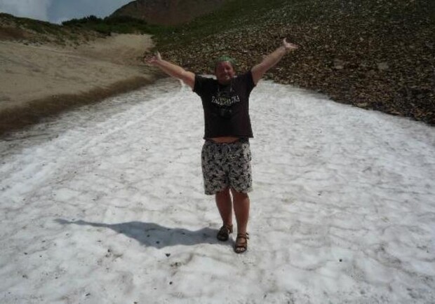 &quot;Сніговий&quot; град під Одесою переполошив українців: які ще сюрпризи готує погода (відео)