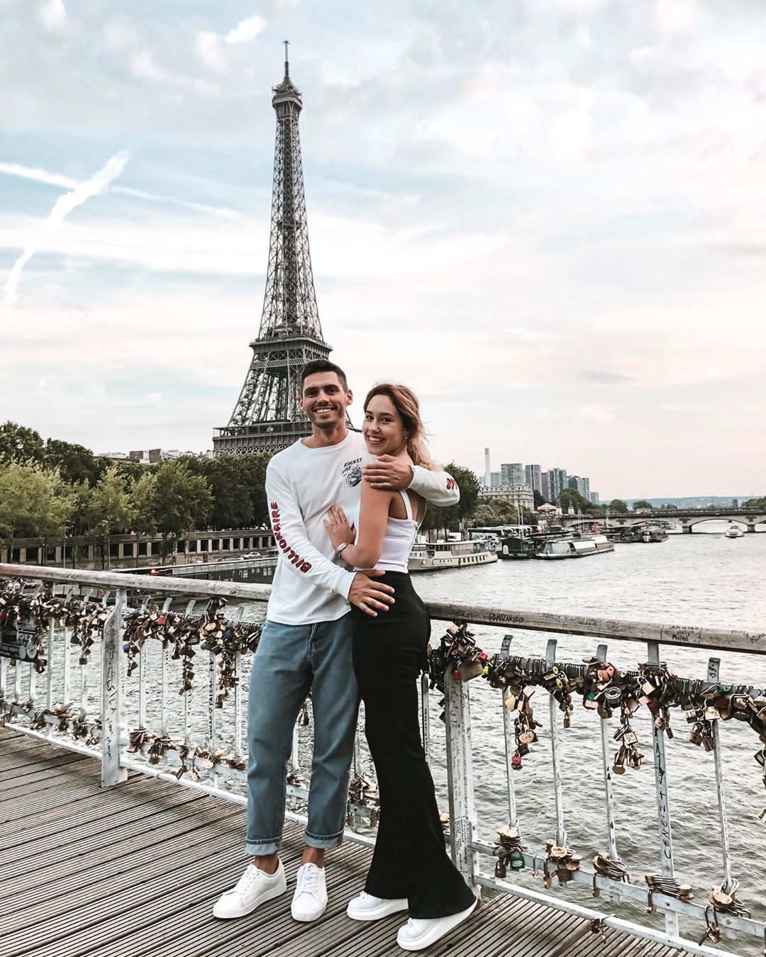 "Ти неймовірна": Холостяк 9 зачарував романтикою з коханою в Парижі (відео)