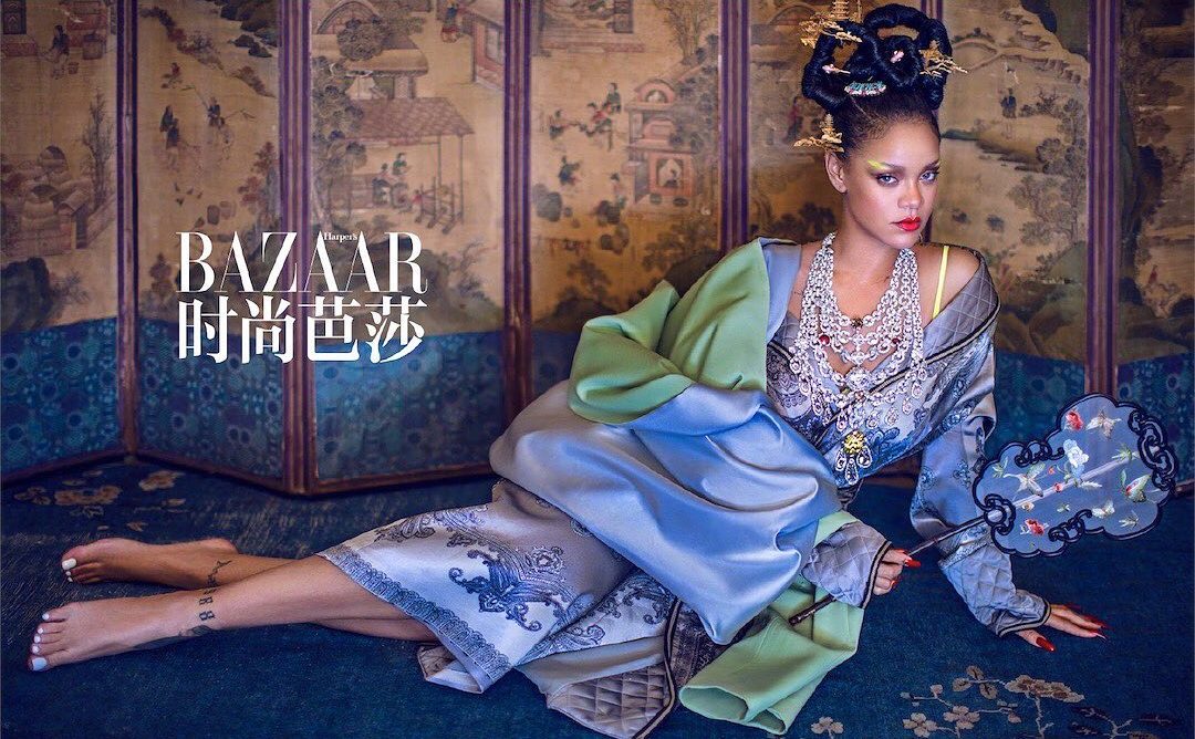 Обворожительная гейша: Рианна снялась в эпатажной фотосессии для известного глянца