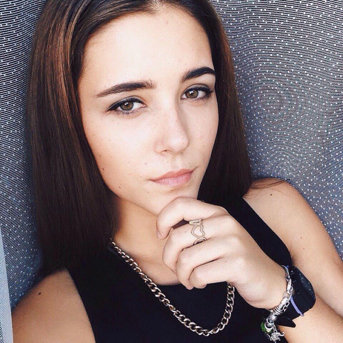 Старшій вже 21: Тоня Матвієнко зізналася в бажанні стати бабусею