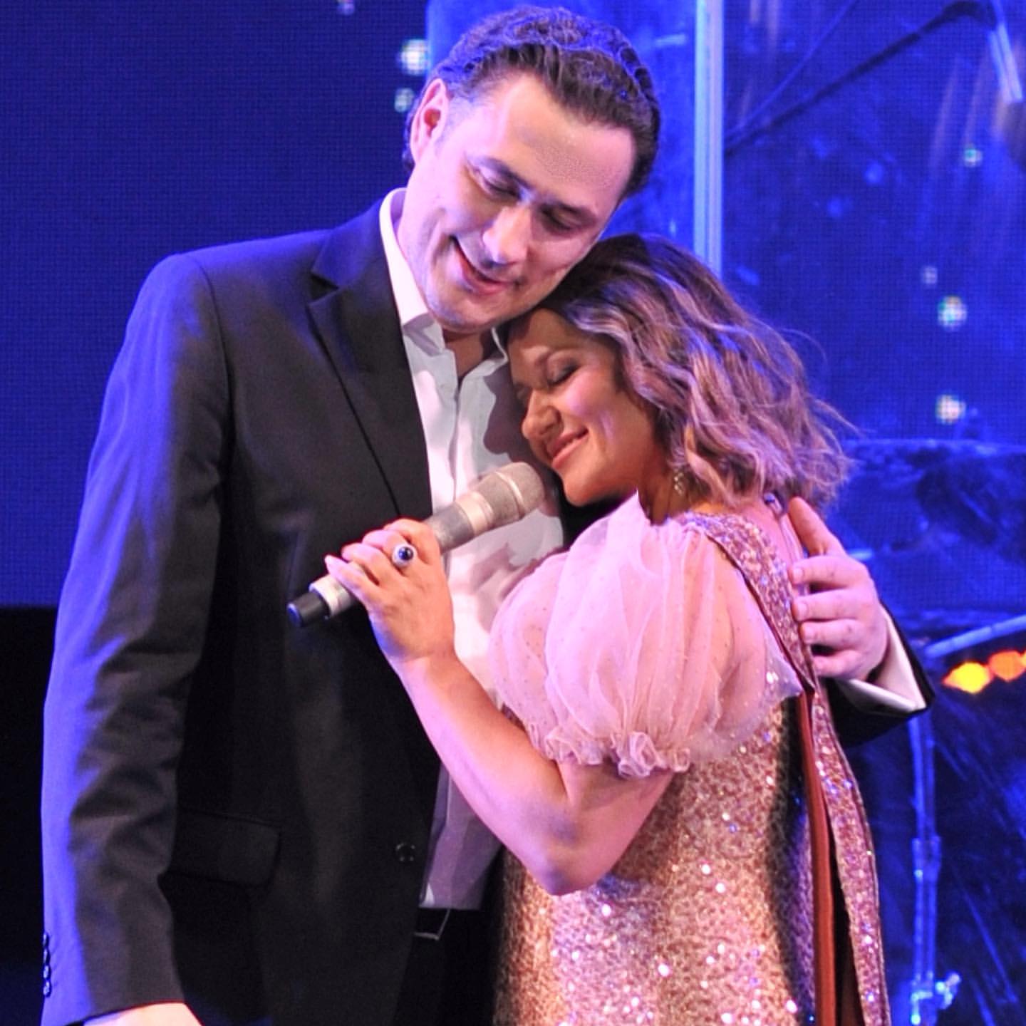 "Царствений і сильний": Наталія Могилевська показала ніжність в обіймах відомого чоловіка