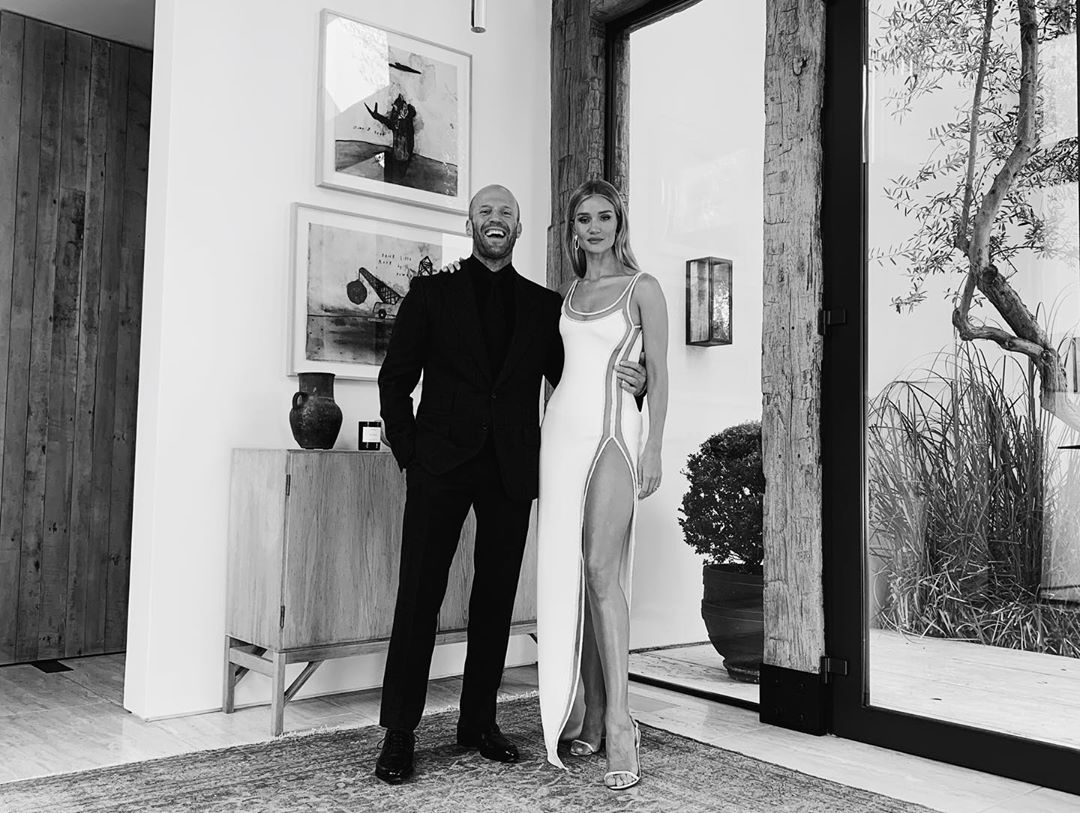 Взять на заметку: Роузи Хантингтон-Уайтли демонстрирует любимые вещи и учит их сочетать