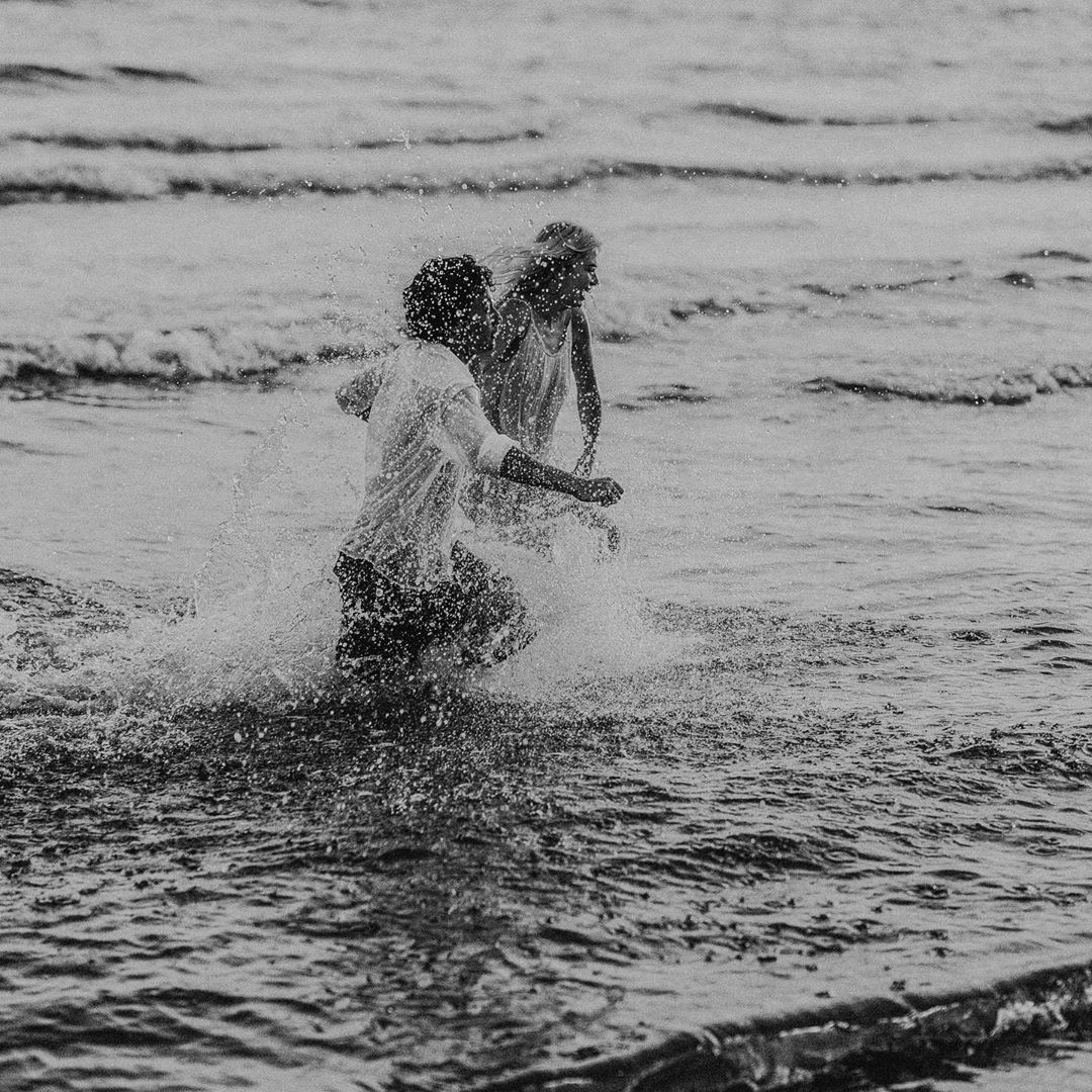 Сплошная романтика: дочь Веры Брежневой отправилась с любимым в Париж