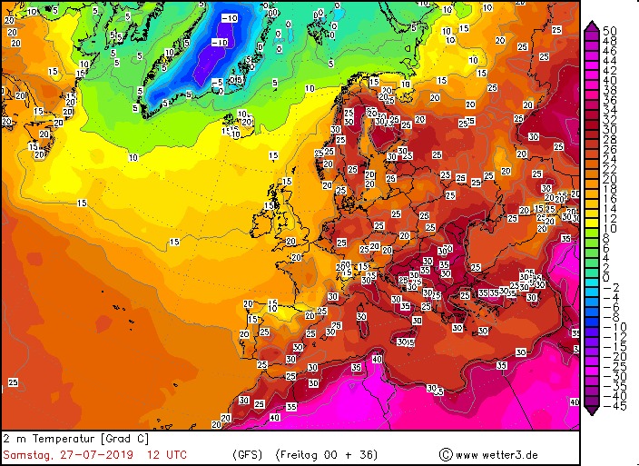 В Україну повертається спека