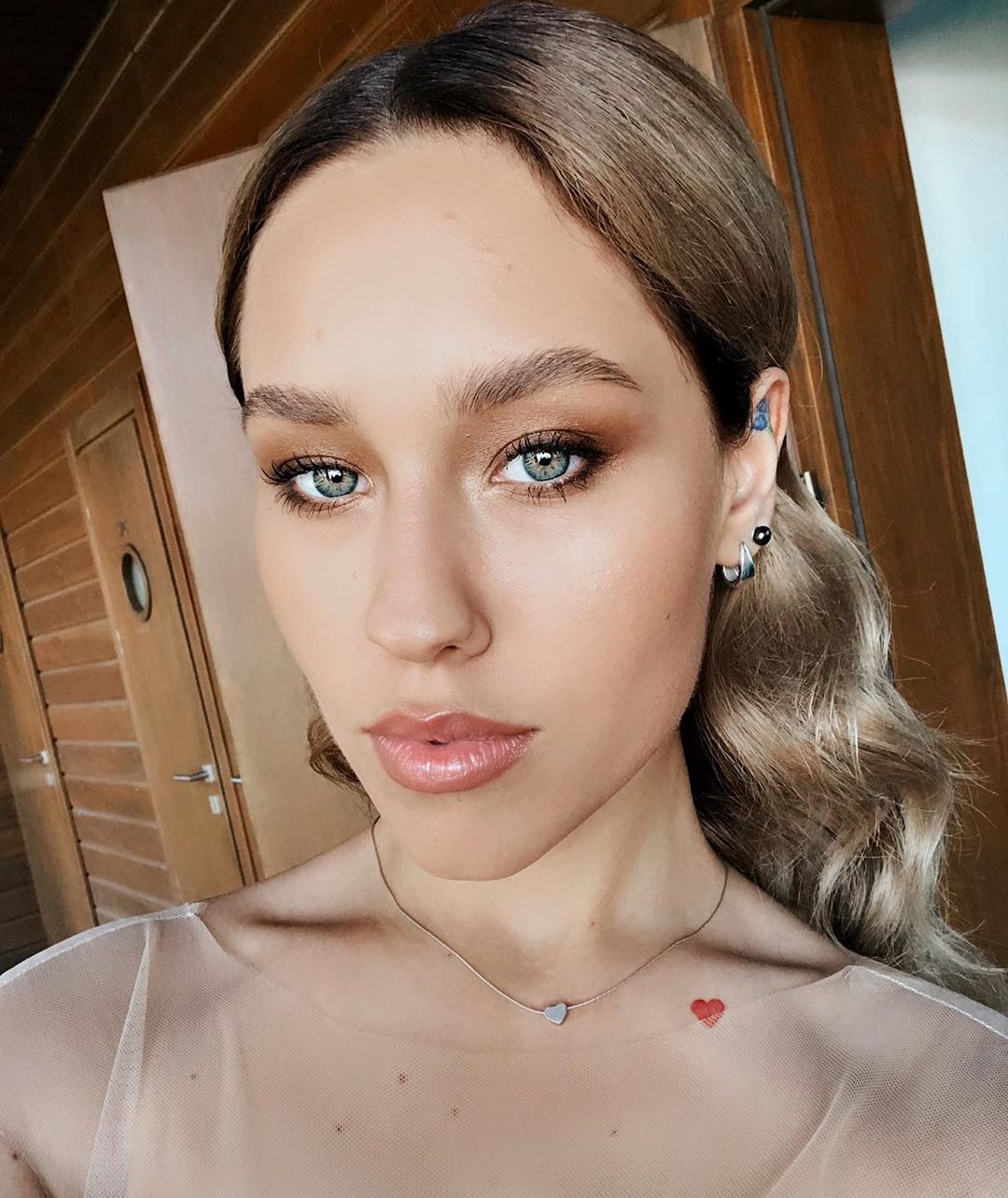 "Ви пробачили б зраду?": переможниця Холостяка 9 заговорила про особисті проблеми