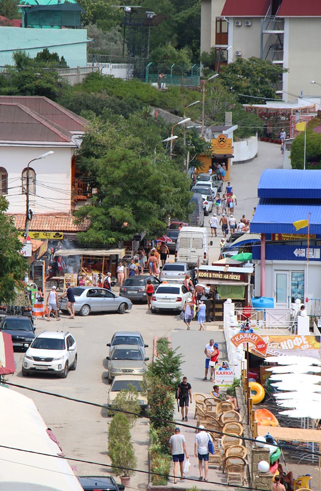 Крымчанин показал пустые пляжи известного курортного города (фото)