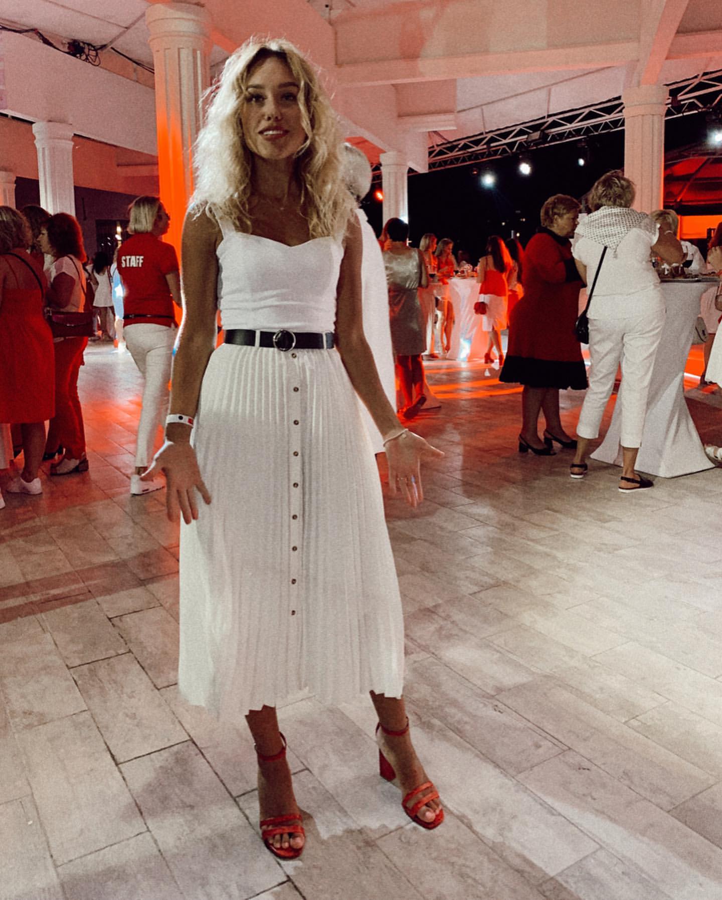 "Валізний ритм життя": переможниця Холостяк 9 розповіла про насичене літо з коханим