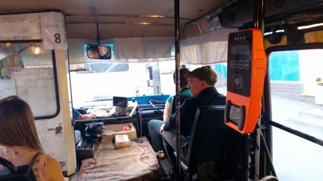 В Киеве появились первые маршрутки с валидаторами: что известно