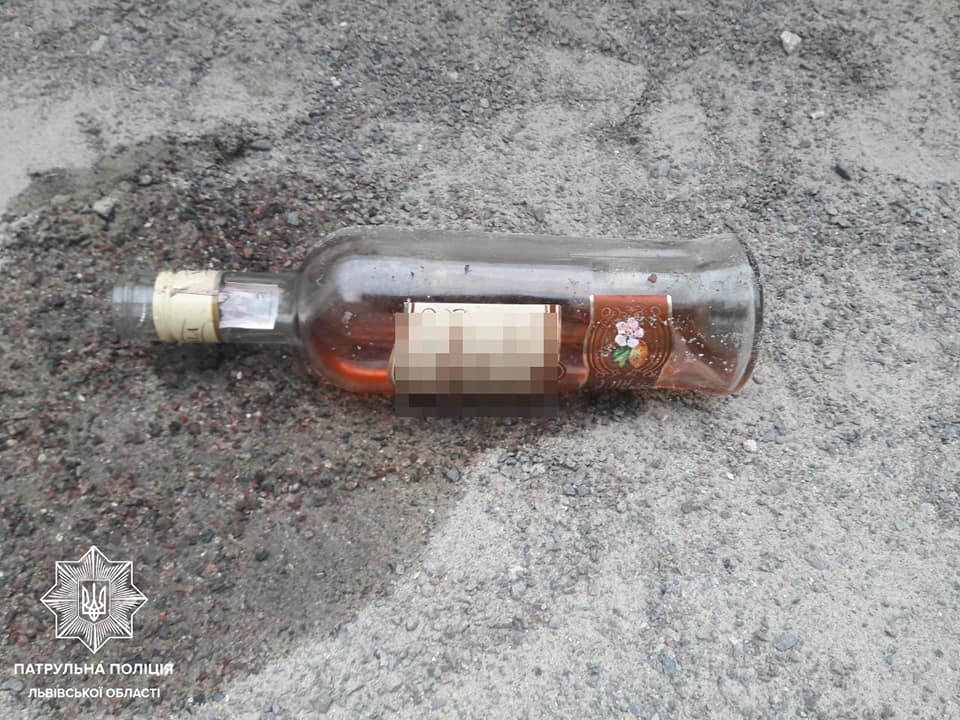 У Львові мати намагалася напоїти алкоголем шестирічну доньку