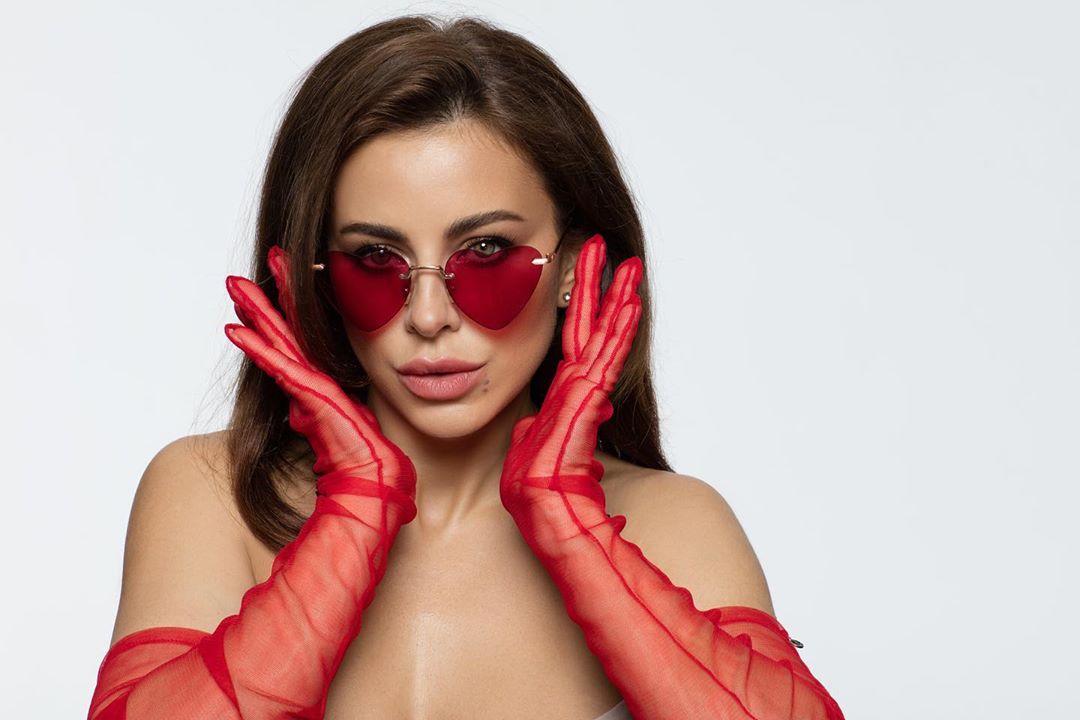 Така, як раніше: Ані Лорак шокувала фанатів помолодівшим виглядом (фото)