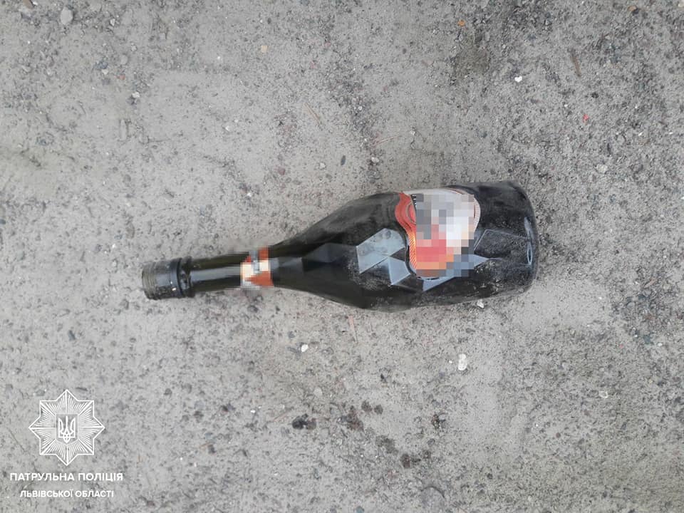 У Львові мати намагалася напоїти алкоголем шестирічну доньку