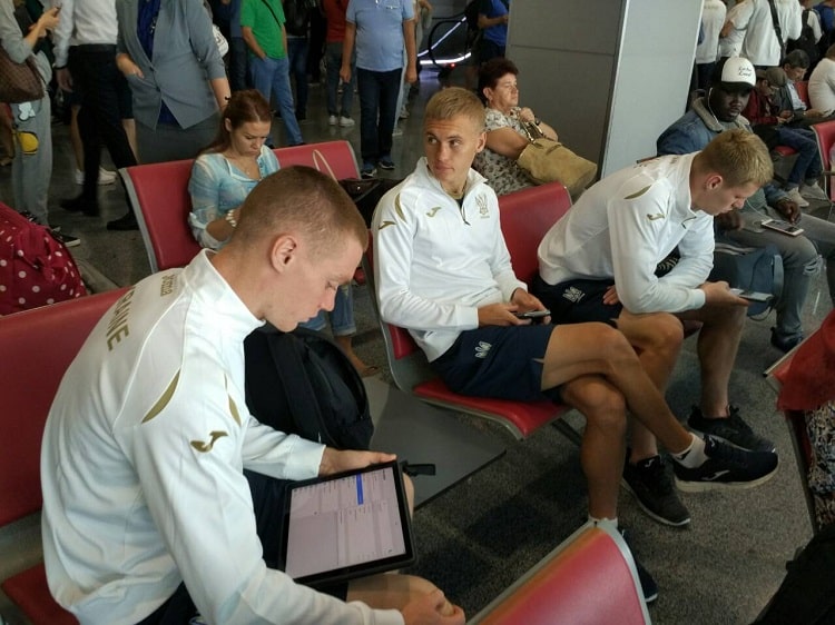 Сборная Украины вылетела в Чехию на первый матч Лиги наций